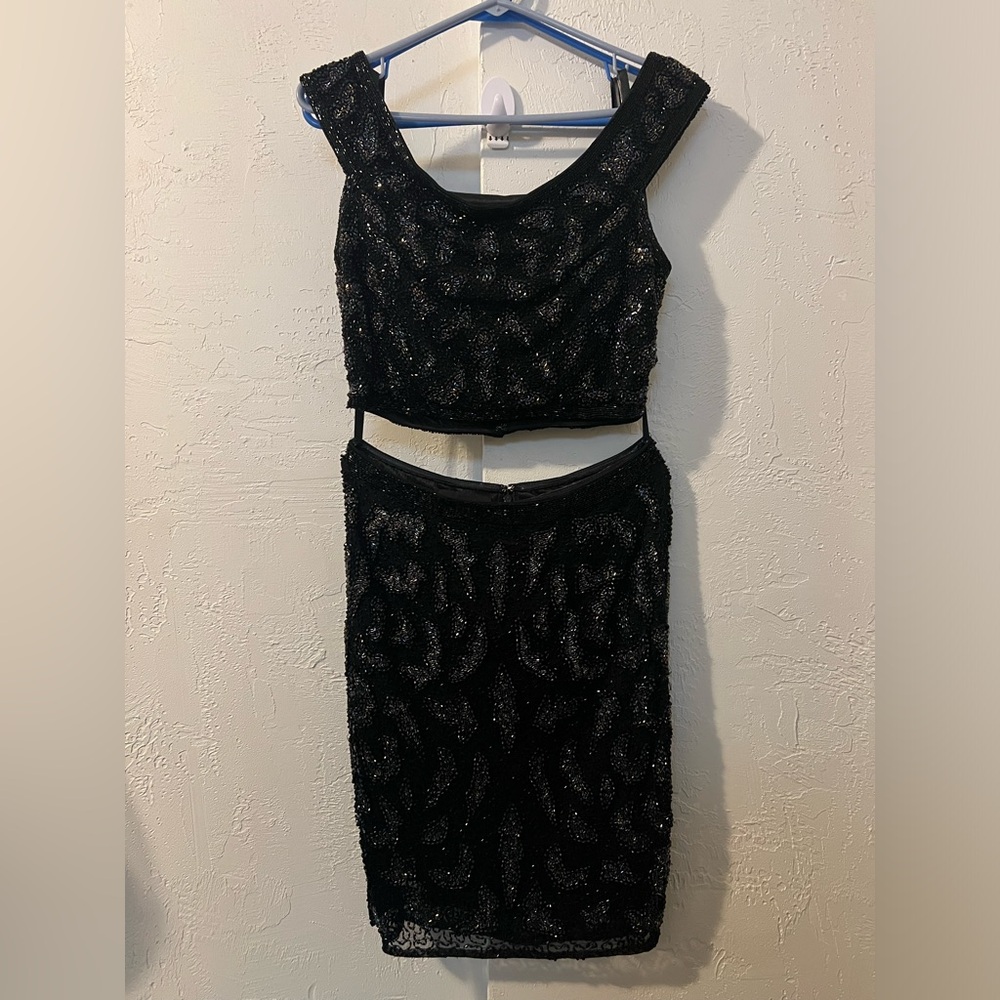 Primavera Beaded Two-Piece - Picture 5 of 16